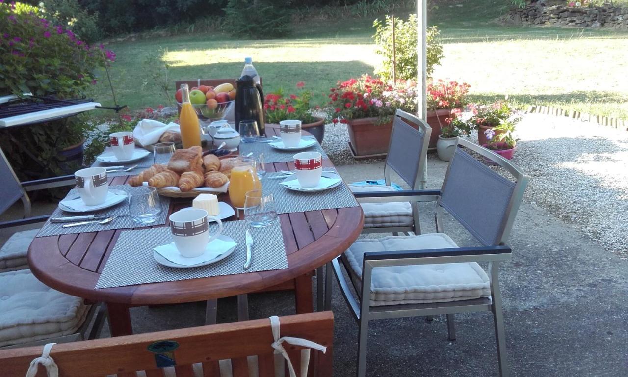 Chez Yvette , C'Est Chouette!! Bed and Breakfast Carcasona Exterior foto